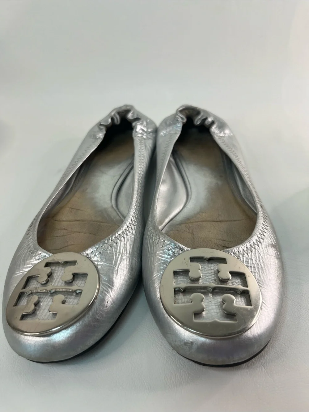 Tory Burch Metallic Silver Leather Logo Ballet Flats- Size 8.5